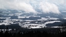 Winterlandschaft, Wald und Wolken | Bild: Winterbilder: BR/Erwin Aschenbrenner; Sommerbilder: BR/Arthur Schnabl 