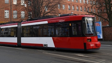 Nürnberger Straßenbahn vom Typ GT8N  | Bild: VAG Verkehrs-Aktiengesellschaft Nürnberg – Peter Roggenthin
