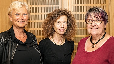 Birgit Dittmer-Glaubig, Sybille Giel und Elfriede Schießleder | Bild: BR/Markus Konvalin