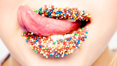 sich die Lippen leckende Frau | Bild: colourbox.com