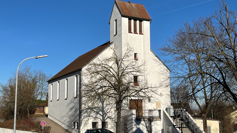 Evangelische Friedenskirche in Landau an der Isar | Bild: Michael Mannhardt