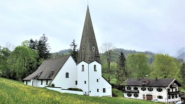 Evangelische Martin-Luther-Kirche in Fischbachau in Oberbayern | Bild: Michael Mannhardt