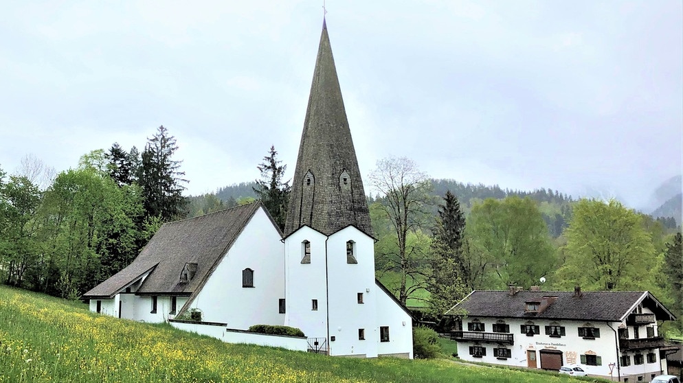 Evangelische Martin-Luther-Kirche in Fischbachau in Oberbayern | Bild: Michael Mannhardt