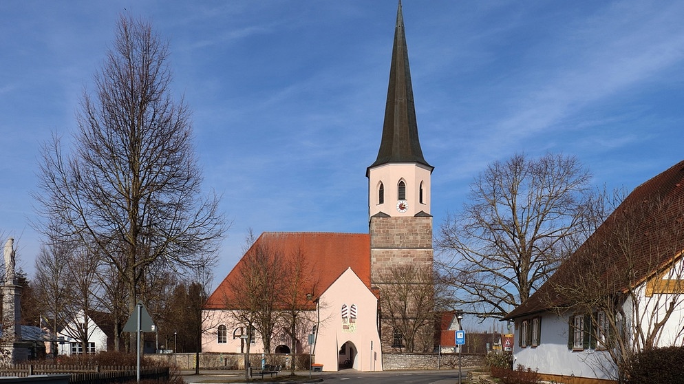 Kath. Pfarrkirche St. Willibald in Möning bei Neumarkt i.d. Oberpfalz | Bild: Armin Reinsch