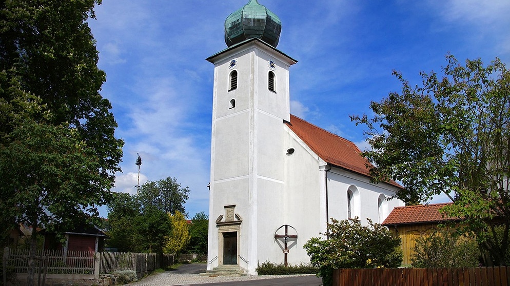 Kath. Pfarrkirche St. Katharina in Reuth bei Erbendorf | Bild: Design B 71