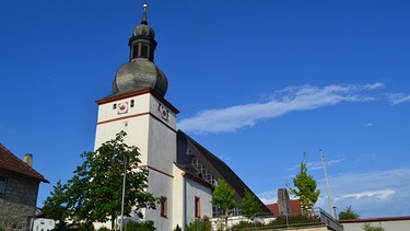 Katholische Kuratiekirche St. Jakobus der Ältere in Trossenfurt | Bild: Elisabeth Scholz