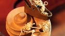 Geigenbau, Detailansicht  | Bild: picture-alliance/dpa