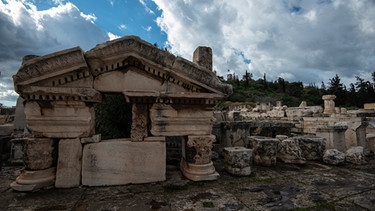 Blick auf die Ausgrabungsstätte in Elefsina, die Stadt ist dierses Jahr europäische Kulturhauptstadt | Bild: picture-alliance/dpa