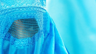 Frau mit Burka | Bild: colourbox.com