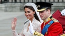 Das Brautpaar Prinz William und Kate  | Bild: picture-alliance/dpa