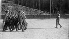 Vorbereitung des Hitler-Putsches 1923 | Bild: Bundesarchiv, Bild 102-00198 / Fotograf: o.A. / Lizenz CC-BY-SA