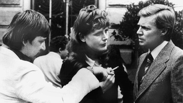 Dreharbeiten zu "Martha" (1973): Rainer Werner Fassbinder, Margit Carstensen, Karlheinz Böhm (v.l.n.r.) | Bild: picture-alliance/dpa