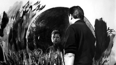 Francis Bacon in seinem Atelier | Bild: picture-alliance/dpa