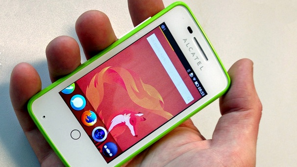 Smartphone mit Firefox OS: Die Hardware ist von Alcatel, die Software von der Mozilla-Foundation. | Bild: BR / Roland Münzel