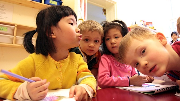 Kinder in der Kita | Bild: picture-alliance/dpa