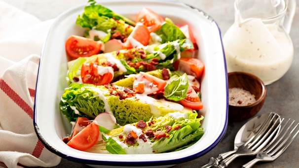 Salat mit Speck | Bild: mauritius-images