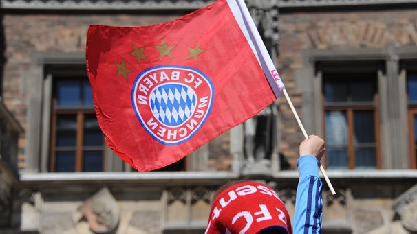 Fahne FC Bayern | Bild: picture-alliance/dpa