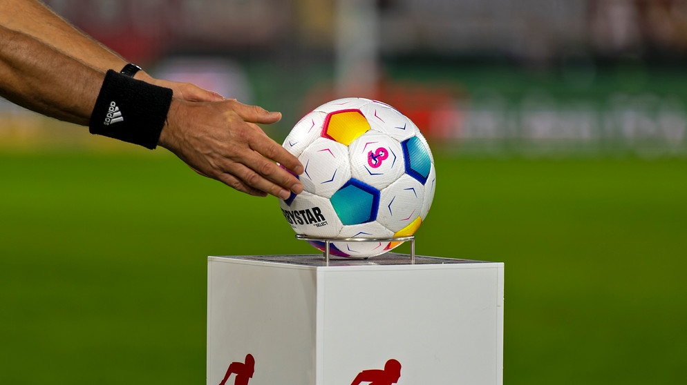 Symbolbild Bundesliga | Bild: picture-alliance/dpa