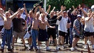 Hooligans bei der Fußball-EM 2000 in Frankreich | Bild: picture-alliance/dpa