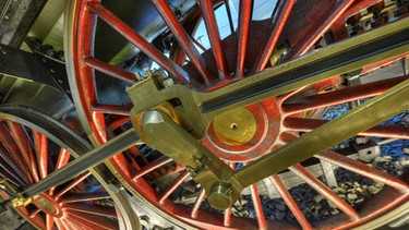 Detail der Geschichte der Eisenbahn: Rad des "Adler" | Bild: picture-alliance/dpa