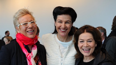 Doris Dörre, Bettina Reitz, Hannelore Elsner | Bild: BR/Natasha Heuse