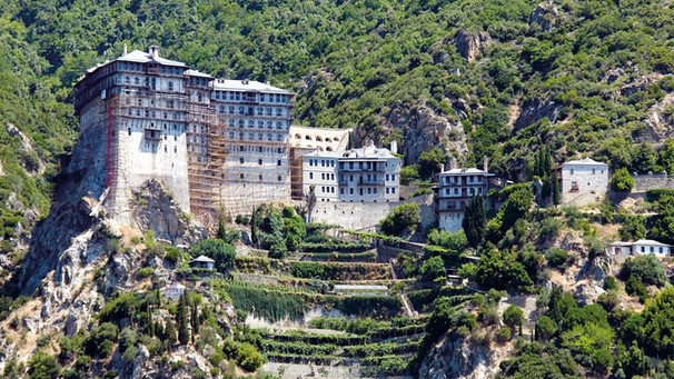 Nicht Tibet, sondern Griechenland: Das Kloster Simonos Petras auf dem Berg Athos | Bild: colourbox/Ageev Rostislav