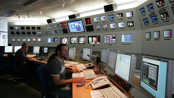 Freimann-Schaltraum als Kontroll- und Überwachungszentrum für alle ein- und ausgehenden Video- und Audiosignale, 2007. | Bild: BR / Foto Sessner
