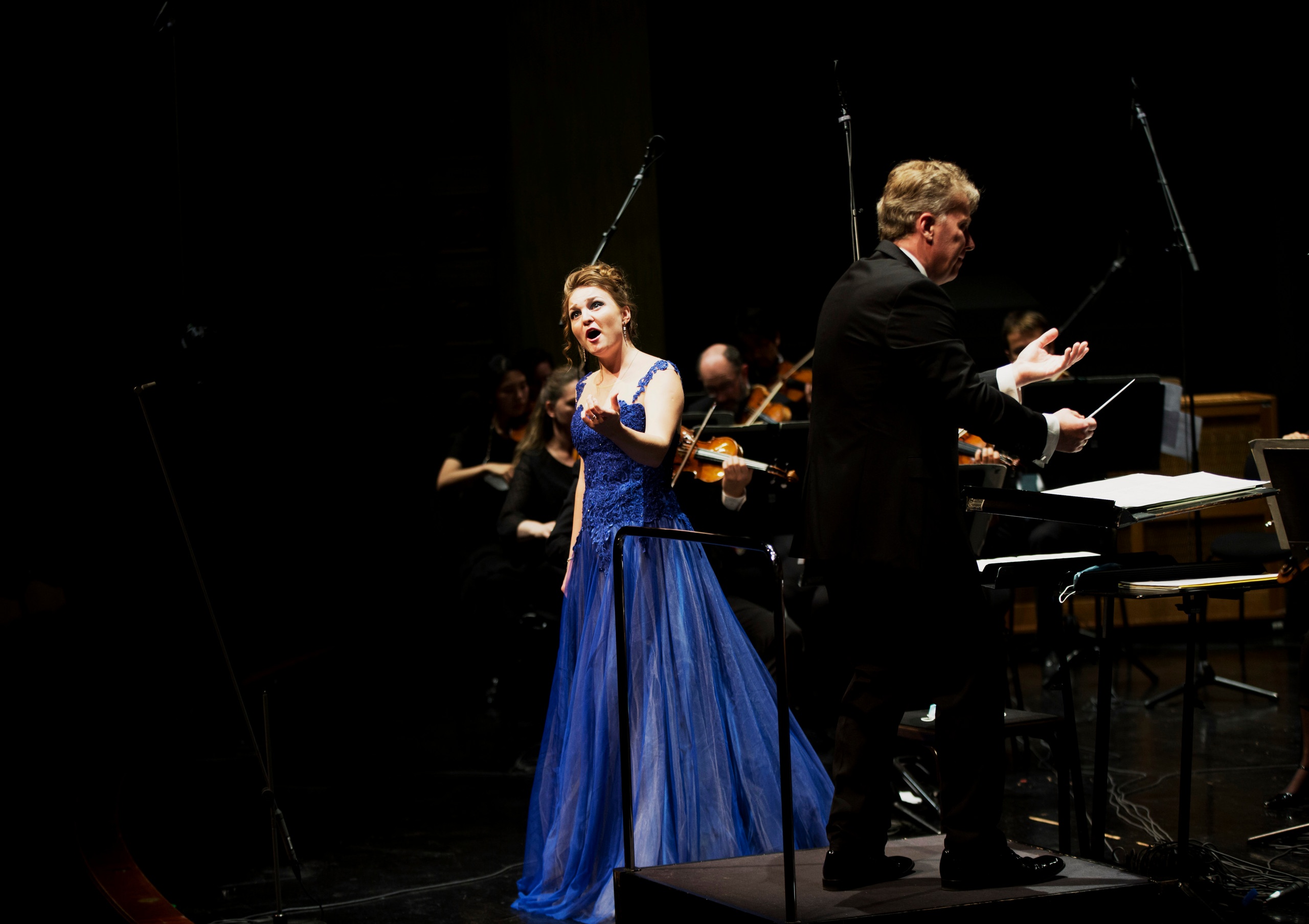 Anastasiya Taratorkina und das Münchner Rundfunkorchester unter Matthias Foremny | Bild: Daniel Delang