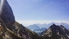 Klassische Kletterführe durch die sonnige Südwand | Bild: BR; Sebastian Nachbar