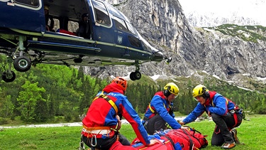 Bergrettung mit Hubschrauber | Bild: Bergwacht Grainau