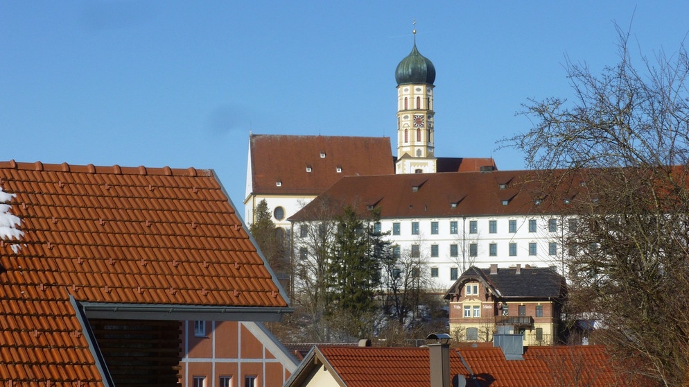 Marktoberdorfer Schloss und Pfarrkirche St. Martin | Bild: BR/Andrea Zinnecker