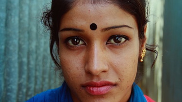 Das Leid der jungen Frauen in den Bordellen Bangladeschs findet in Familie und Gesellschaft kein Gehör. | Bild: BR/Michael Kranz