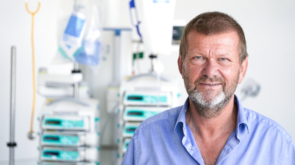 Josef Epp hat im Krankenhaus 20 Jahre lang Patienten als Seelsorger begleitet. | Bild: BR/Wolfgang Seif