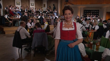 Elisabeth Rehm moderiert das Musikantentreffen in Schwangau. | Bild: BR/Charly Pauli