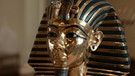 Kopf des Tutanchamun im Grand Egyptian Museum. | Bild: BR