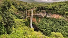 Neben atemberaubenden Stränden findet man auf Mauritius auch einen faszinierenden Urwald mit vielseitigen Wasserfällen. | Bild: Bewegte Zeiten Filmproduktion GmbH/BR/Tabea Hentschke
