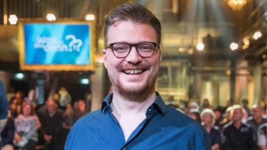 Moderator Maxi Gstettenbauer. | Bild: BR/Philipp Kimmelzwinger