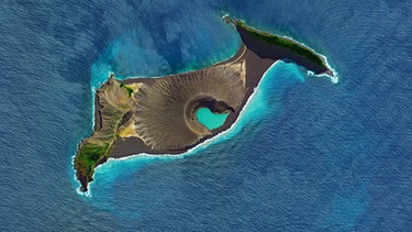 Vulkaninsel (Hunga Tonga, Südpazifik) aus dem All. Satelliten werden Zeuge bei der Geburt der Vulkaninsel Hunga Tonga im Südpazifik. | Bild: BBC/BR/NDR