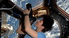 ESA-Astronautin Samantha Cristoforetti in der Beobachtungskuppel. | Bild: ESA/NASA