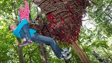 Kinder klettern | Bild: Picture alliance/dpa