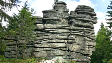 Granitblockfels am Schneeberg | Bild: BR / Tangram Film International