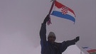 Stipe Božić mit kroatischer Flagge | Bild: BR