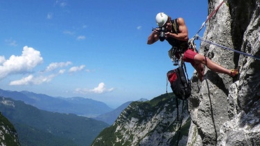 Christian Pfanzelt beim Klettern | Bild: BR