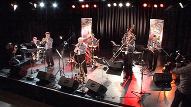Die Molnár-Dixieland-Band auf der Bühne | Bild: BR