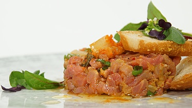 Kalbstatar mit bayerischem Kimchi | Bild: BR / Frank Johne