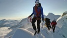Szene aus der Bergführer-Ausbildung | Bild: BR