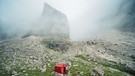 Unterwegs zu Klettersteigen rund um die Drei Zinnen | Bild: BR/Philipp Winnige