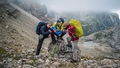 Unterwegs zu Klettersteigen rund um die Drei Zinnen | Bild: BR/Philipp Winnige