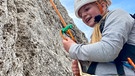 Kinder klettern an der Kampenwand | Bild: BR/Michael Düchs