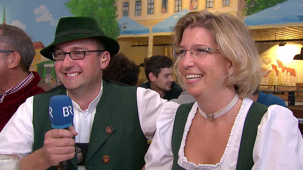 Das Duo Zwoagschroa im Interview bei "Wir in Bayern" | Bild: BR